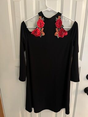 A. Byer Black Cold-Shoulder Long Sleeve Dress with Red Floral Applique